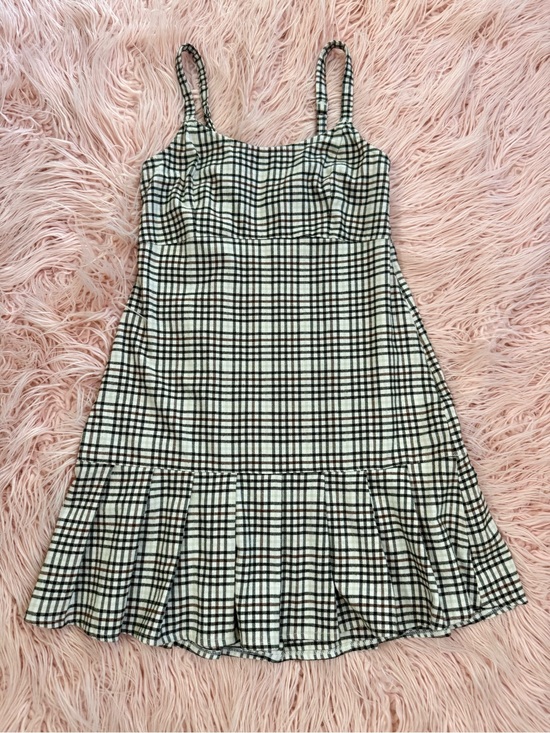 Hollister Dresses & Skirts - Hollister sleeveless plaid mini dress